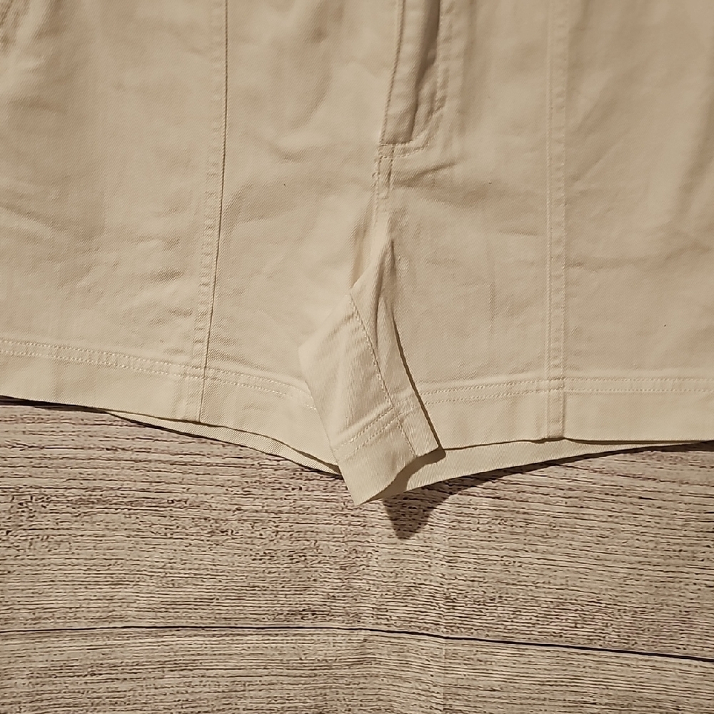 INC International Concepts High Waist Bright White Shorts Sz 8 - Picture 5 of 10